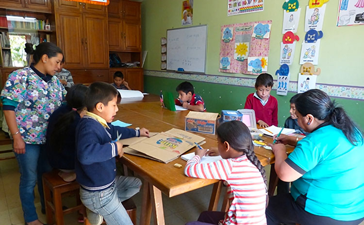 Centro Infantil «Wiñay Muju» Centro Infantil «Wiñay Muju»
