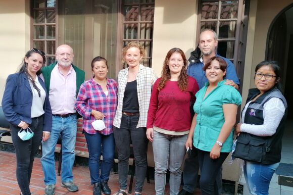 Visita realizada por la representante de la fundación «BRUDER UND SCHWESTER IN NOT» con sede en la ciudad de Inssbruck en Austria, con el objetivo de fortalecer los lazos de cooperación con el Centro de Atención a la Mujer (CAM) Visita realizada por la representante de la fundación «BRUDER UND SCHWESTER IN NOT» con sede en la ciudad de Inssbruck en Austria, con el objetivo de fortalecer los lazos de cooperación con el Centro de Atención a la Mujer (CAM)